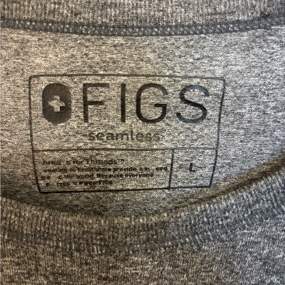 FIGS Seamless Long Sleeve Performance Top – Gray | Women’s L - Picture 3 of 6